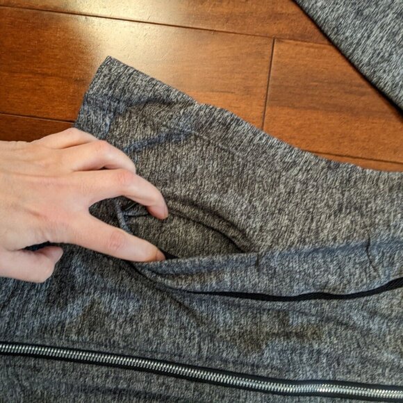 Lululemon women's gray zip up define jacket in size 8 - Picture 8 of 11
